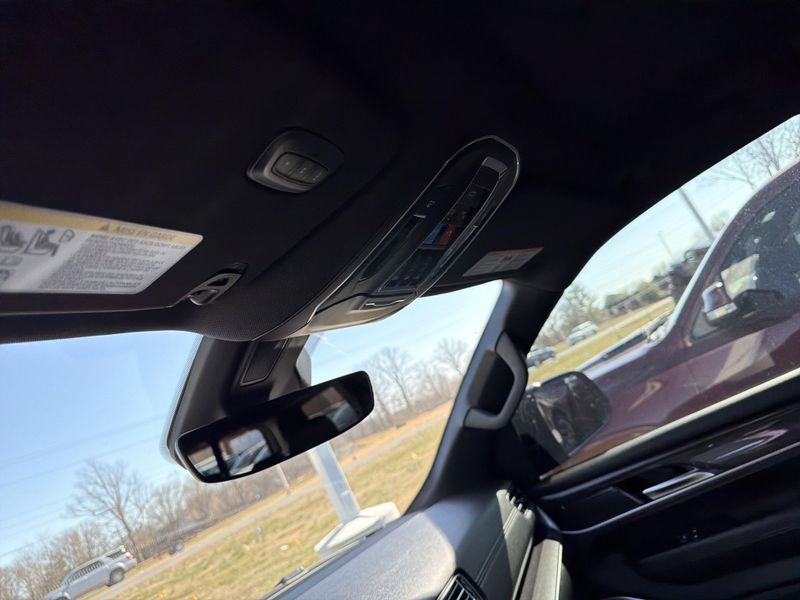 2024 Jeep Wagoneer Series 1Image 32