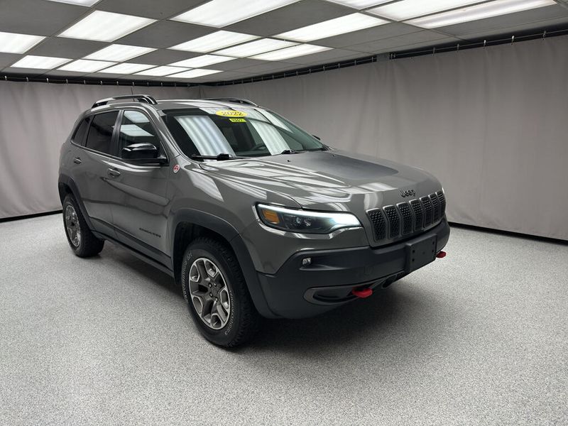 Used 2022 Jeep Cherokee TrailhawkImage 5