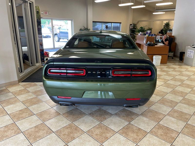 2023 Dodge Challenger SRT8 Hellcat photo 6