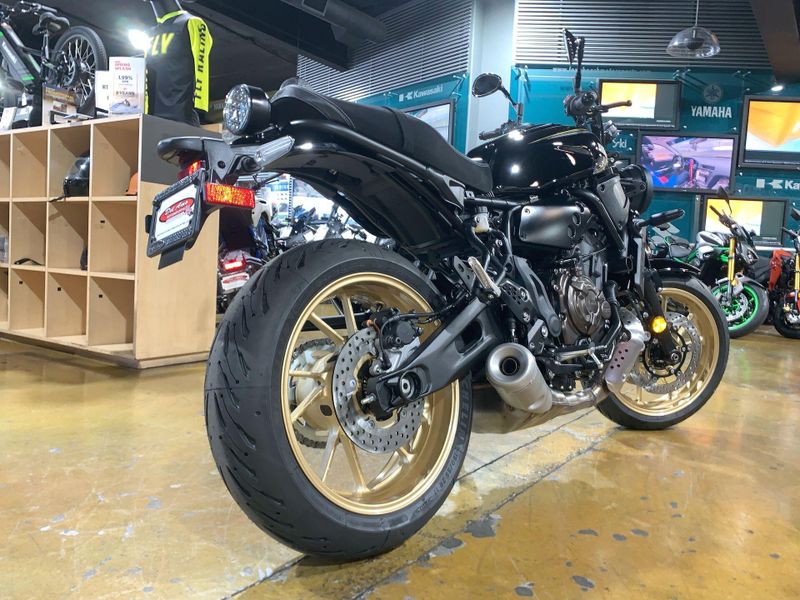 New 2025 Yamaha XSR700 Image 28