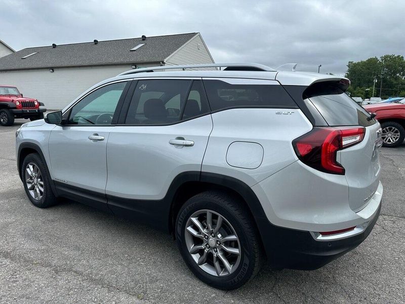 2022 Gmc Terrain SLT photo 8