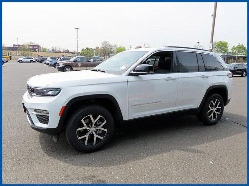 2025 Jeep Grand Cherokee LimitedImage 1
