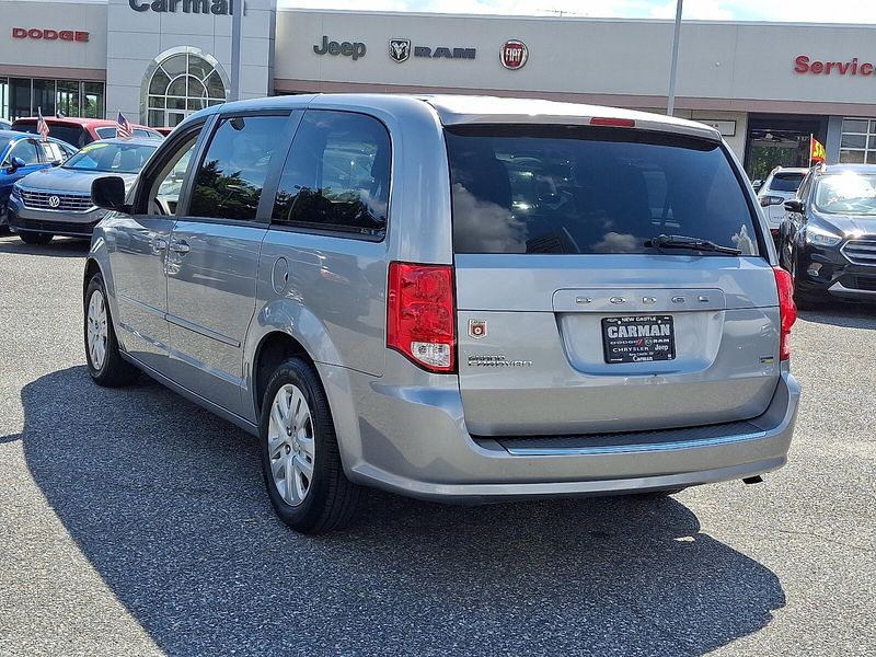 2016 Dodge Grand Caravan SE photo 4