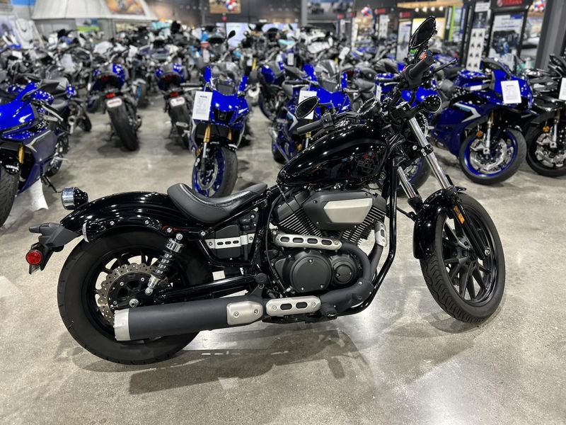 Used 2016 Yamaha Bolt Image 2