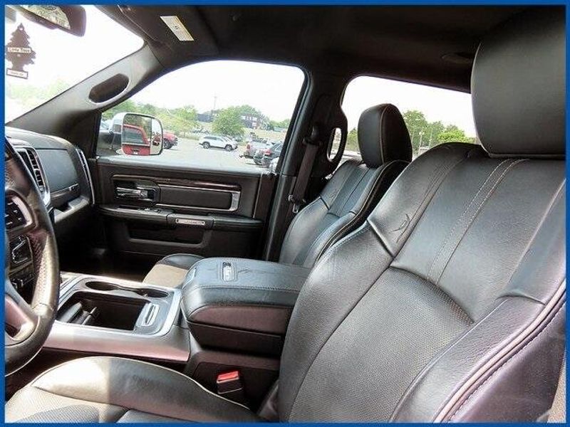 2018 RAM 1500 LimitedImage 14