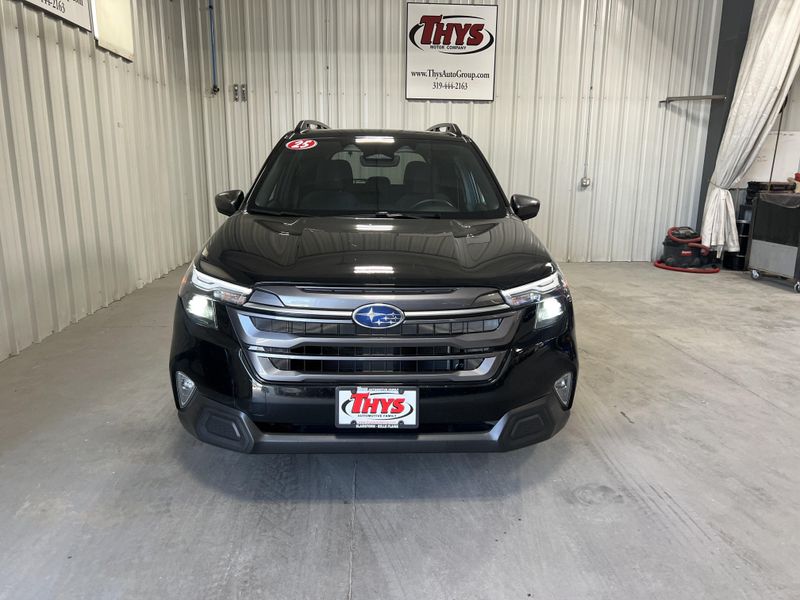 Used 2025 Subaru Forester PremiumImage 64