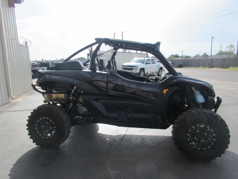 USED 2026 KAWASAKI TERYX KRX 1000 BLACKOUT EDITION Image 2
