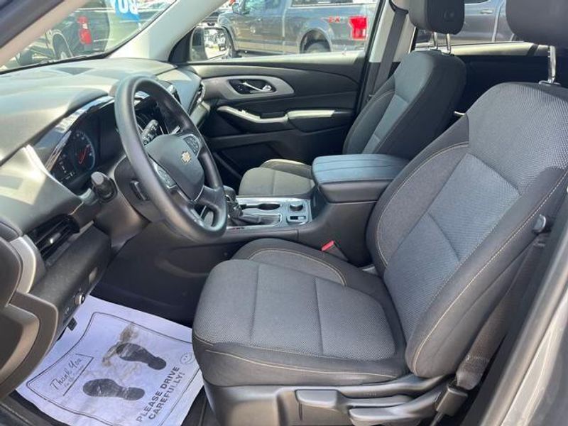 2021 Chevrolet Traverse LS