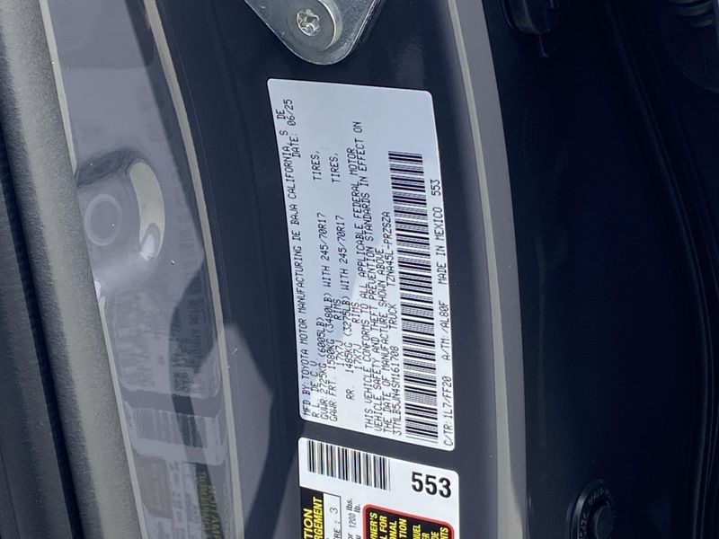 New 2025 Toyota Tacoma SR5Image 20