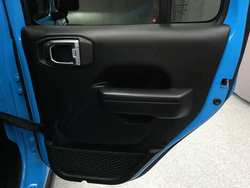 Used 2021 Jeep Wrangler Unlimited WillysImage 15