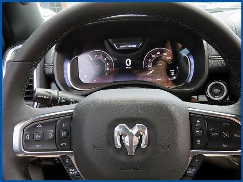 New 2025 RAM 1500 LaramieImage 15