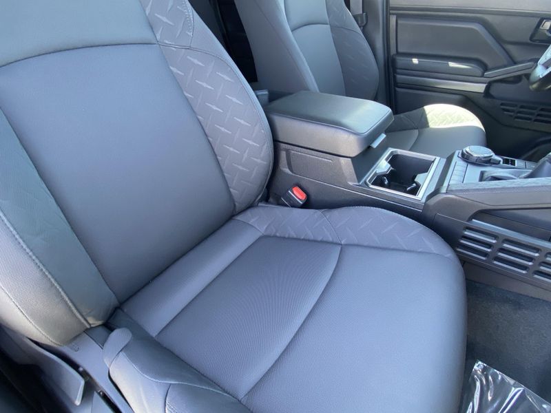 2025 Toyota Tacoma SR5Image 13
