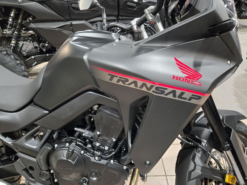 2024 Honda TRANSALP MATTE BLACK METALLIC Image 10