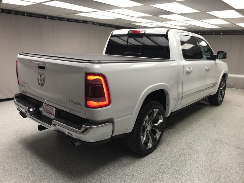 Used 2023 RAM 1500 LimitedImage 4