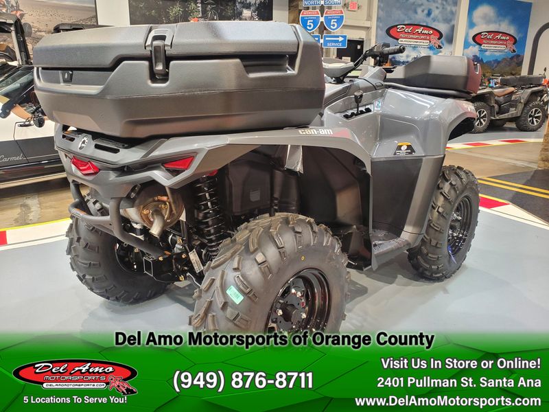 2024 Can-Am 1DRE  in a GRANITE GRAY exterior color. Del Amo Motorsports of Orange County (949) 416-2102 delamomotorsports.com 