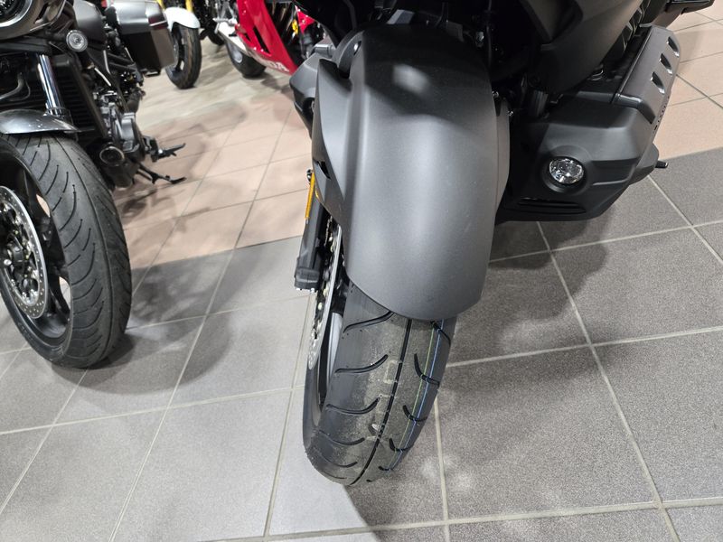 New 2025 Honda GOLD WING DCT 50TH ANNIVERSARY MATTE BLACK METALLIC Image 21