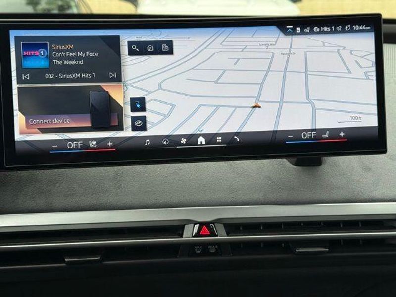 New 2026 BMW iX xDrive45Image 24