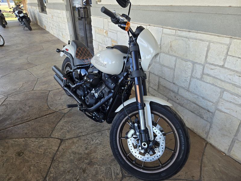 USED 2023 HARLEY SOFTAIL LOW RIDER S Image 1