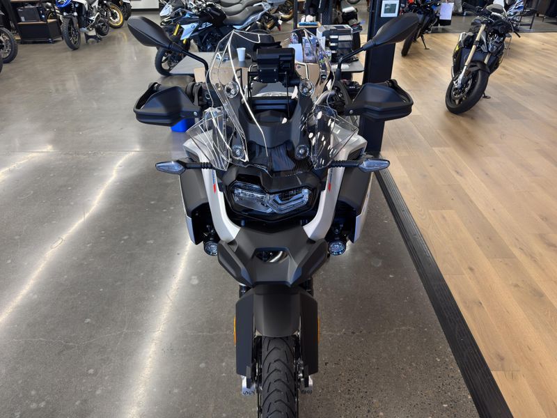 New 2025 BMW F 900 GS Adventure 
