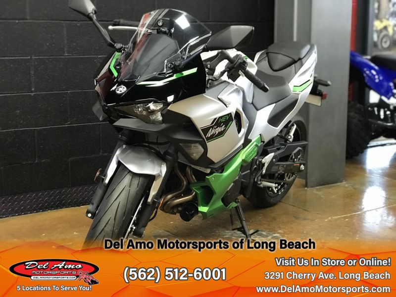 2024 Kawasaki NINJA 7 HYBRID ABSImage 3