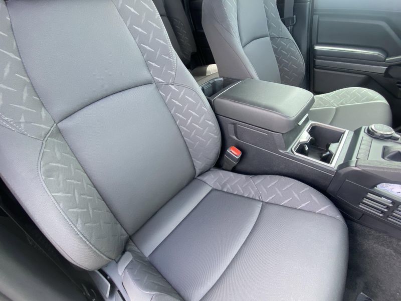 New 2025 Toyota Tacoma SR5Image 11