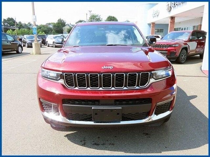2023 Jeep Grand Cherokee L LimitedImage 3