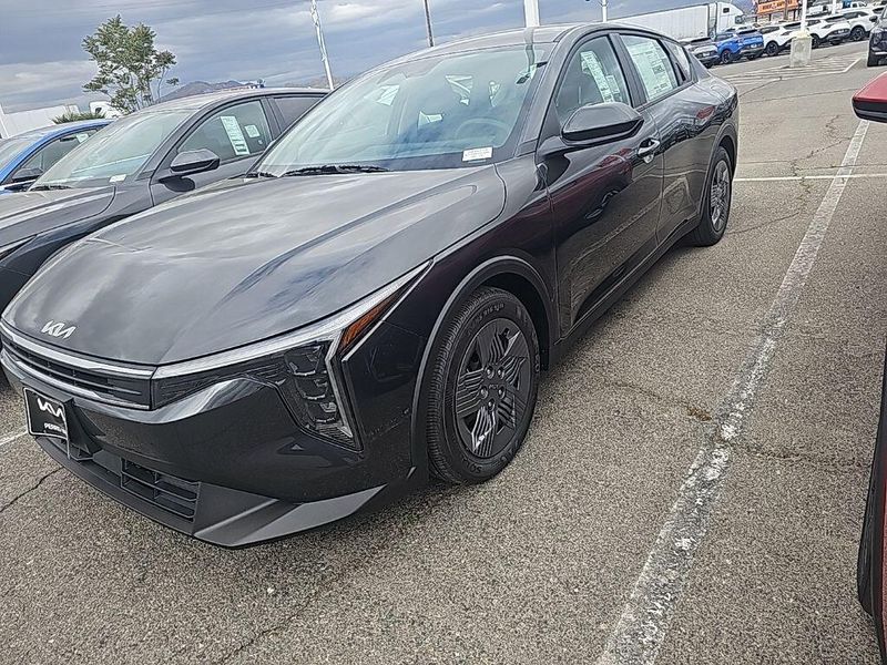 New 2026 Kia K4 LXImage 7