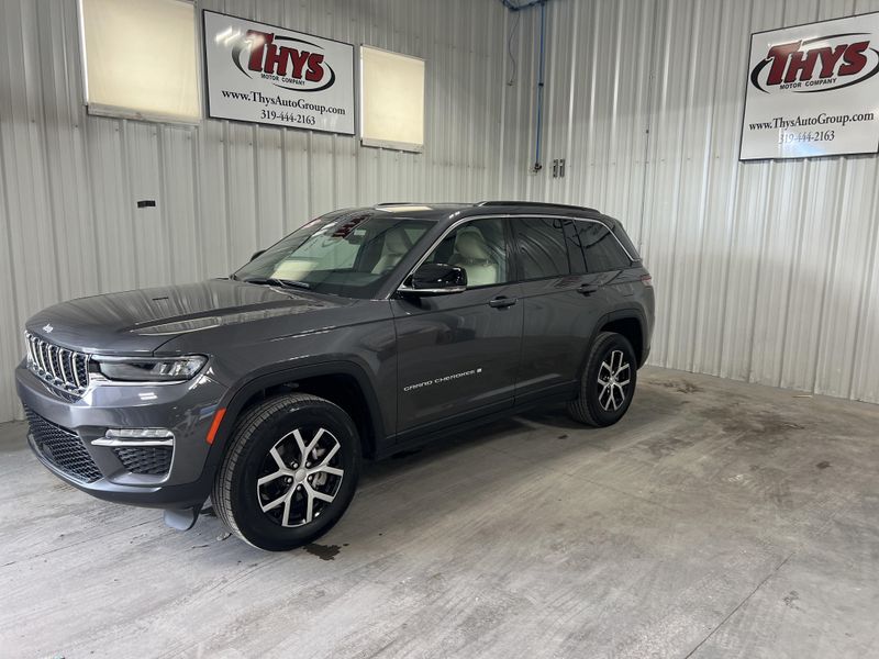 Used 2025 Jeep Grand Cherokee LimitedImage 23