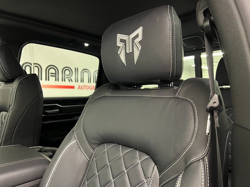 2022 RAM 1500 Big Horn Crew Cab 4x4 5