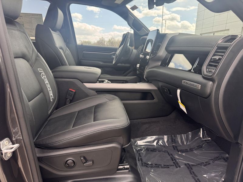 2025 RAM 1500 RebelImage 16
