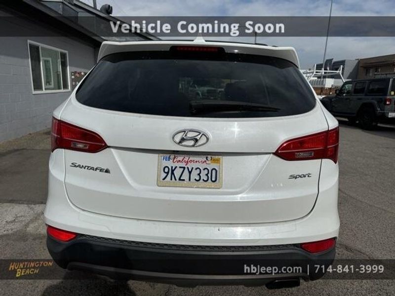 2016 Hyundai Santa Fe Sport 2.4 BaseImage 6