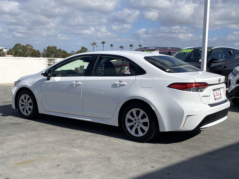 2022 Toyota Corolla LEImage 6