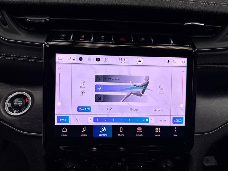 New 2025 Jeep Grand Cherokee Limited 4x4Image 13