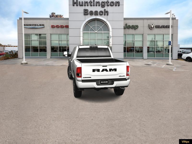 2025 RAM 3500 Laramie Crew Cab 4x4Image 13