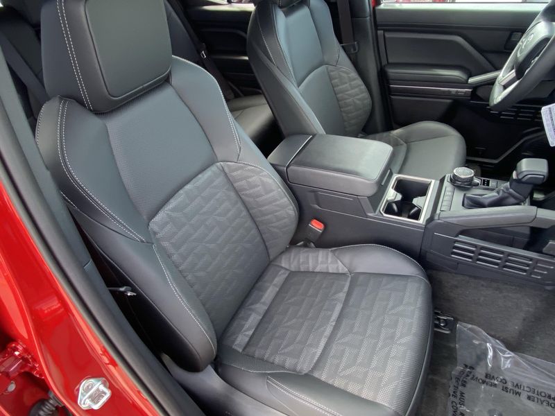 New 2025 Toyota 4Runner TRD Sport PremiumImage 11