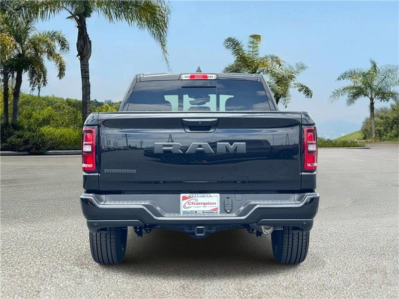 New 2026 RAM 1500 Big Horn Crew Cab 4x2 5'7' Box