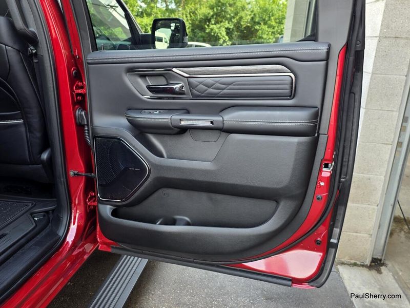 New 2026 RAM 1500 Limited Crew Cab 4x4 5'7' Box