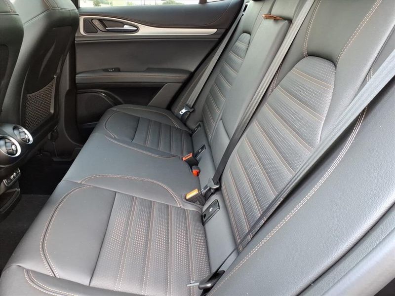 New 2025 Alfa Romeo Stelvio Intensa AwdImage 26