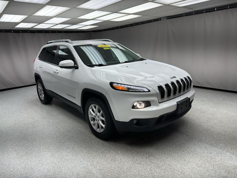 Used 2015 Jeep Cherokee LatitudeImage 5