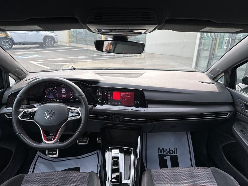 2024 Volkswagen Golf GTI 2.0T SImage 22