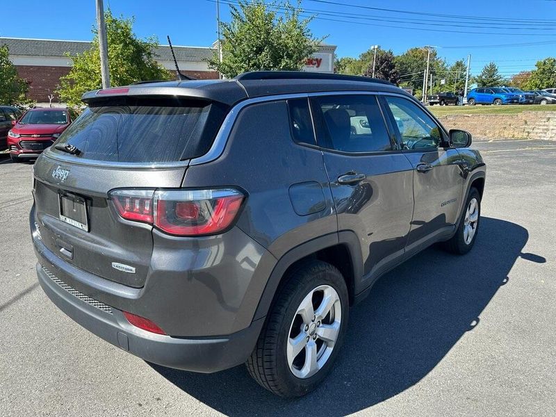 2019 Jeep Compass Latitude photo 5