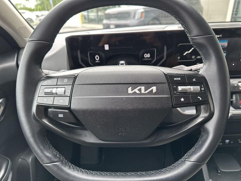 2025 Kia K4 EXImage 33
