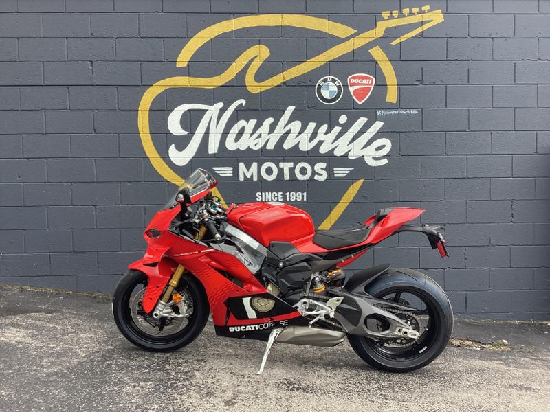 New 2026 Ducati PANIGALE V4S Corse 