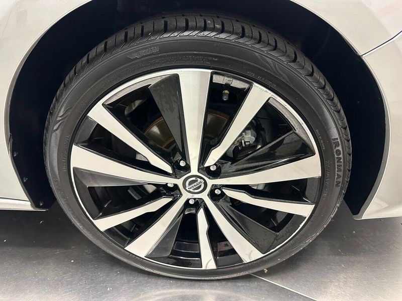 2022 Nissan Altima 2.5 SR photo 21