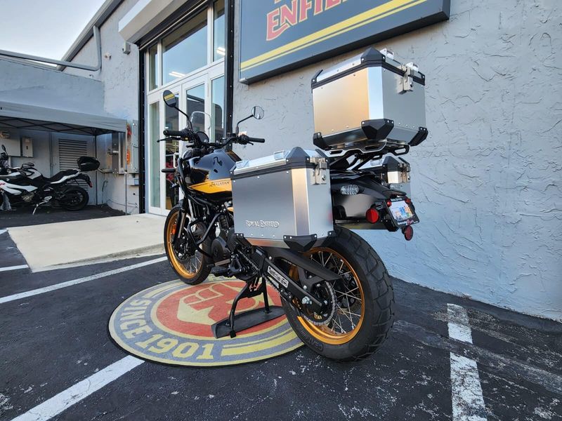 New 2025 Royal Enfield HIMALAYAN 450 Image 8