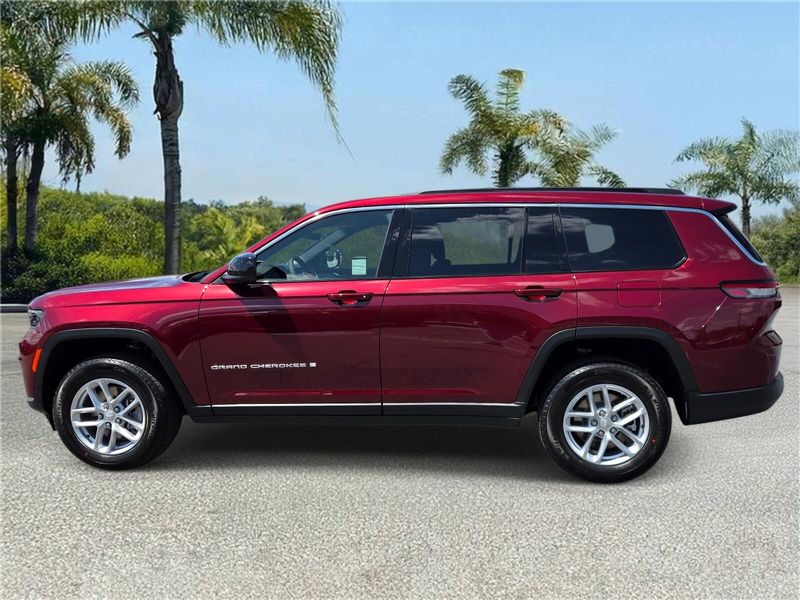 New 2026 Jeep Grand Cherokee L Laredo 4x2