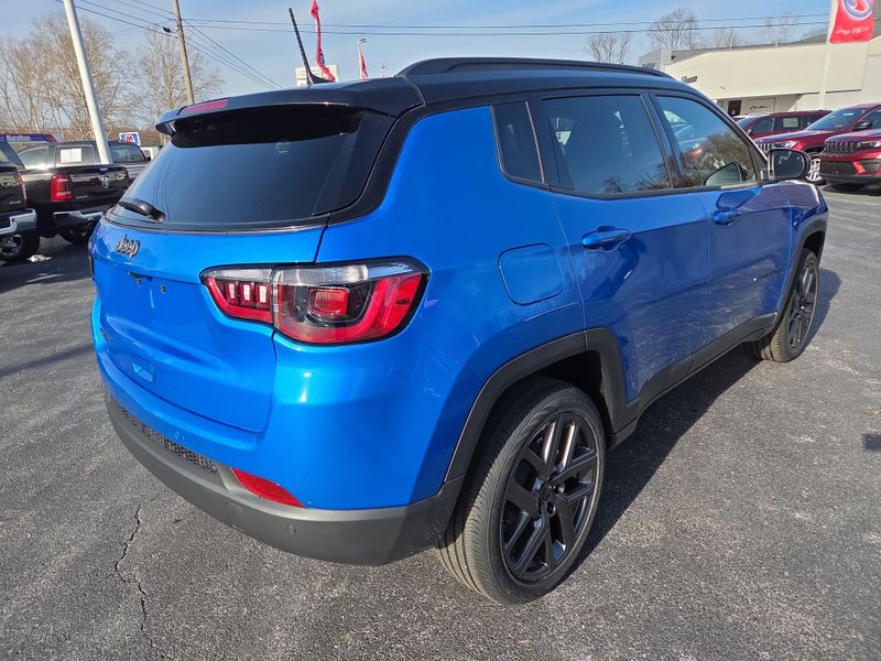 2026 Jeep Compass Limited Altitude photo 3