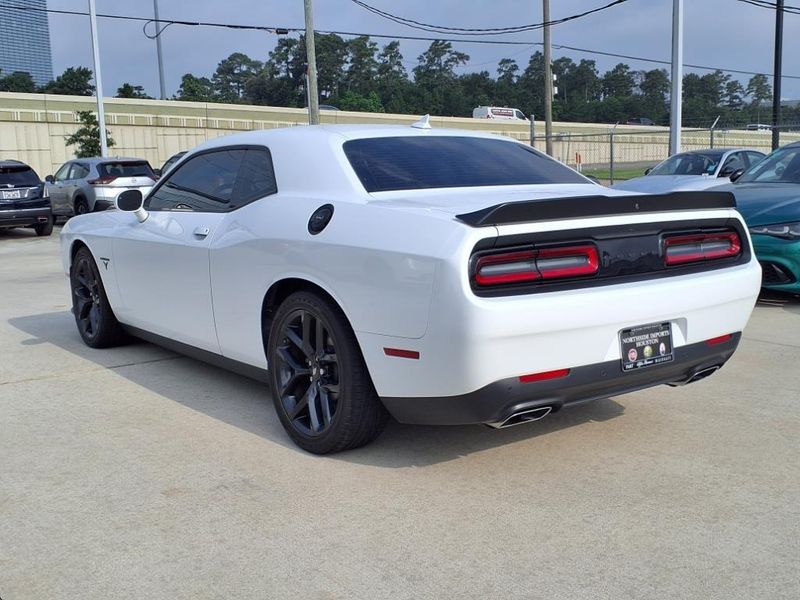 2022 Dodge Challenger R/T PlusImage 2
