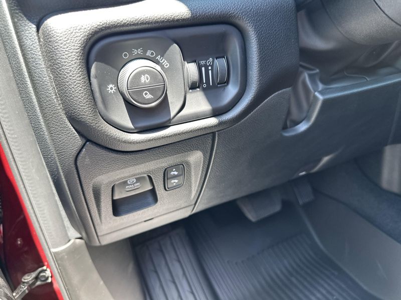 New 2025 RAM 1500 Big Horn Crew Cab 4x4 5