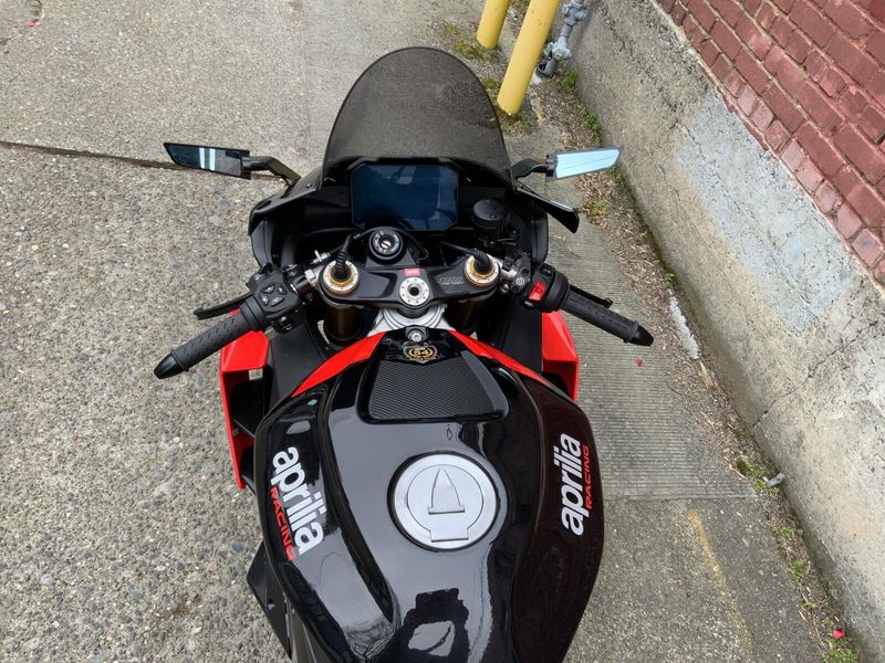 Used 2022 Aprilia RSV FACTORY 